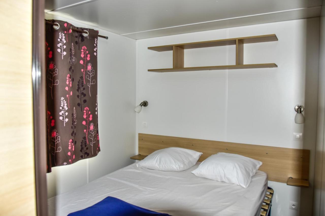 Camping Du Lion Bourg-Saint-Andéol Eksteriør bilde