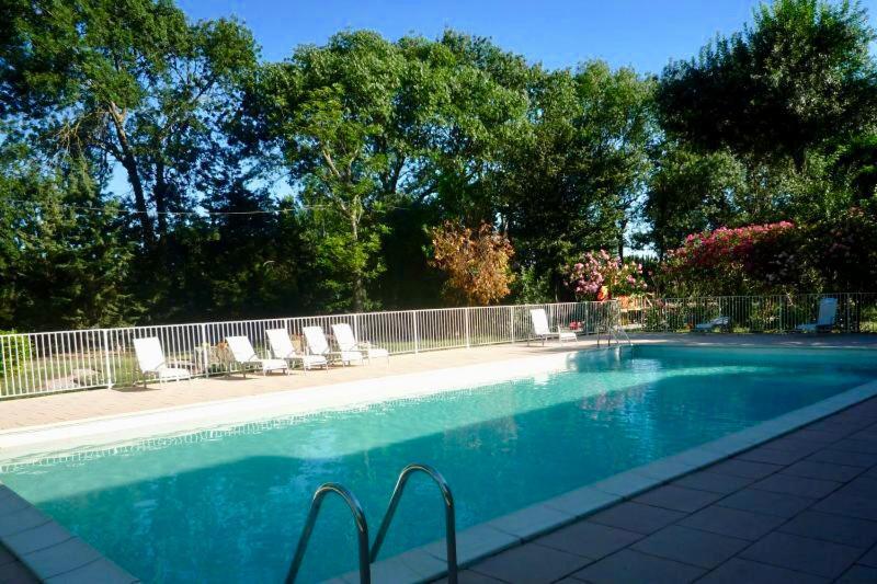 Camping Du Lion Bourg-Saint-Andéol Eksteriør bilde
