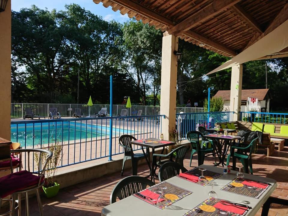 Camping Du Lion Bourg-Saint-Andéol Eksteriør bilde