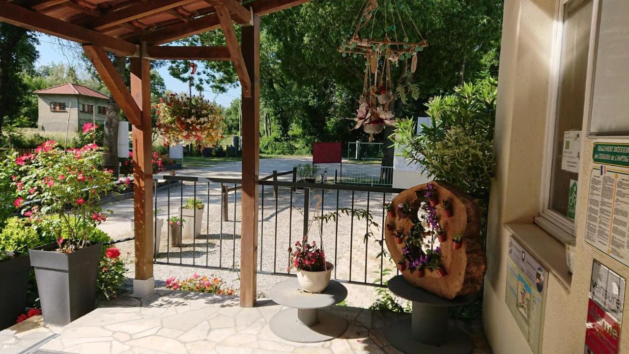 Camping Du Lion Bourg-Saint-Andéol Eksteriør bilde