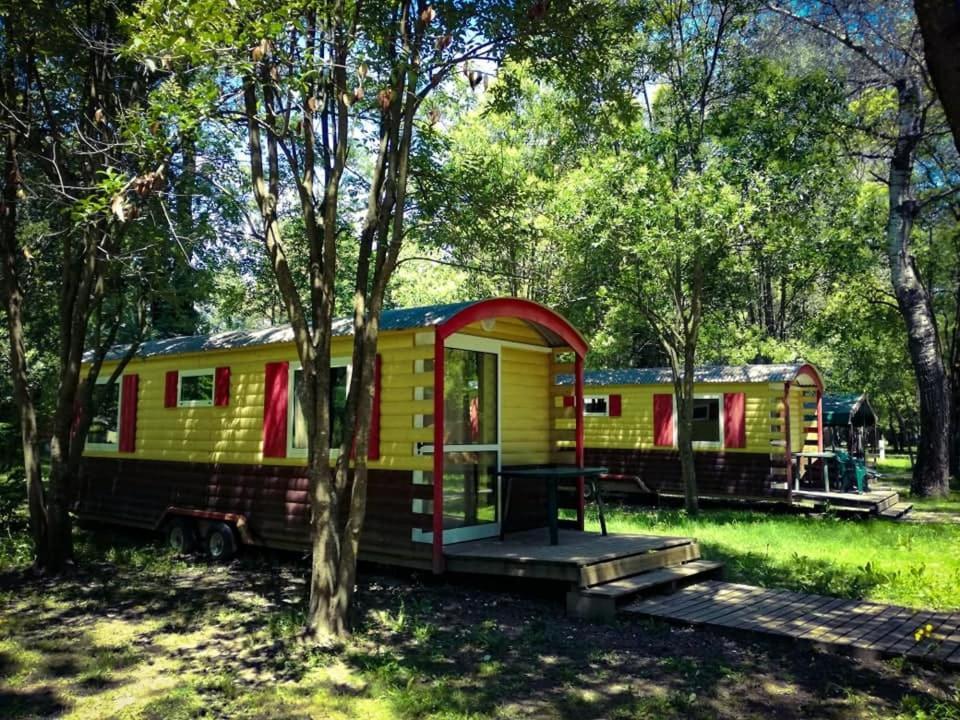 Camping Du Lion Bourg-Saint-Andéol Eksteriør bilde